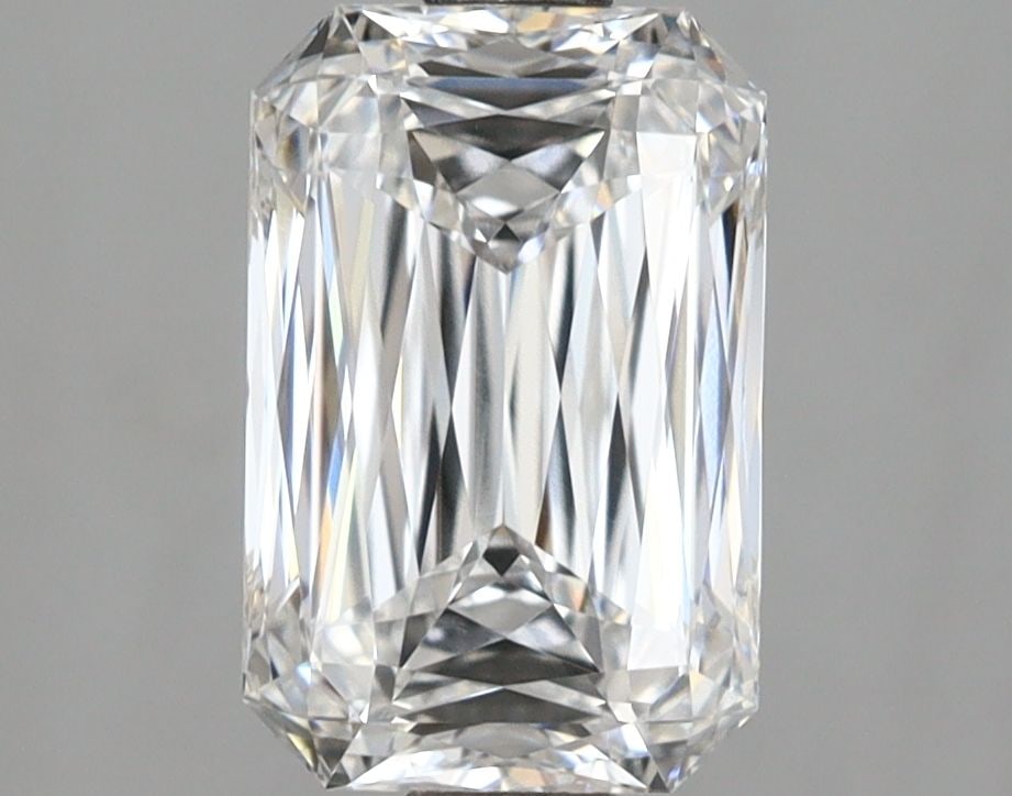 Loose Diamond - RADIANT 2.57ct D IF: Loose Diamond - RADIANT 2.57ct D IF Source: This is a real non-mined Diamond that has been grown in a lab Shape: RADIANT Carats: 2.57 Color: D Clarity: IF Certification: IGI Video: