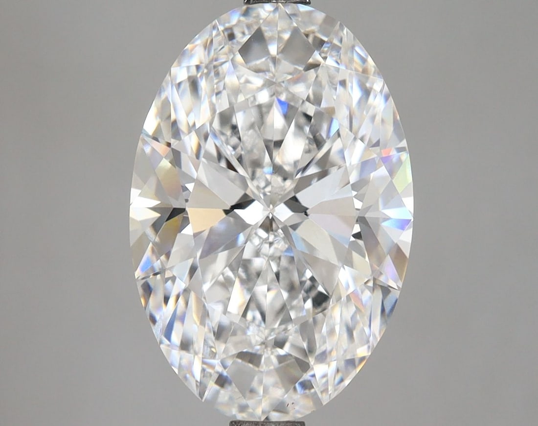 Loose Diamond - OVAL 5.59ct D VVS1: Loose Diamond - OVAL 5.59ct D VVS1 Source: This is a real non-mined Diamond that has been grown in a lab Shape: OVAL Carats: 5.59 Color: D Clarity: VVS1 Certification: IGI Video: