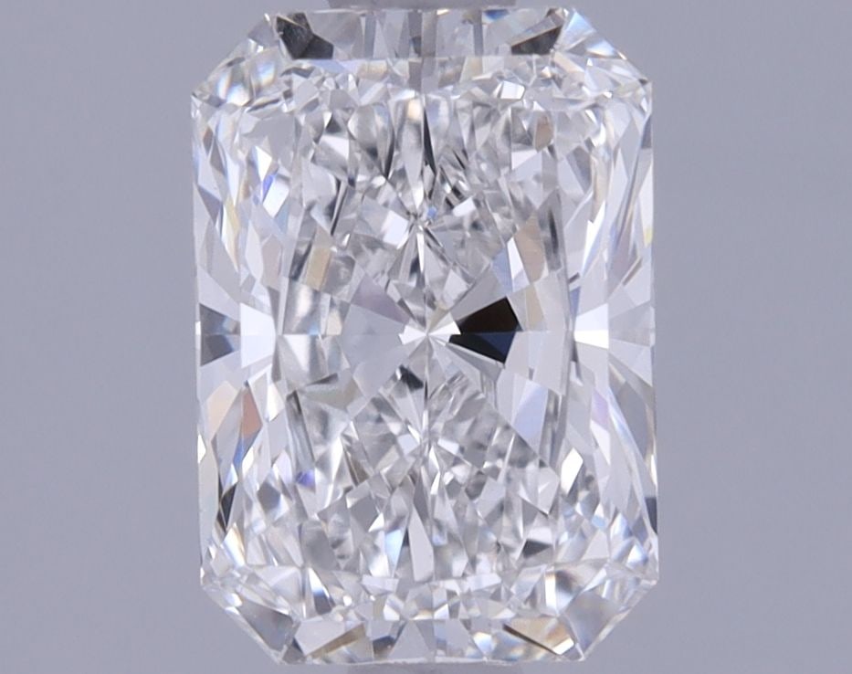 Loose Diamond - RADIANT 1.14ct F VS1: Loose Diamond - RADIANT 1.14ct F VS1 Source: This is a real non-mined Diamond that has been grown in a lab Shape: RADIANT Carats: 1.14 Color: F Clarity: VS1 Certification: IGI Video: