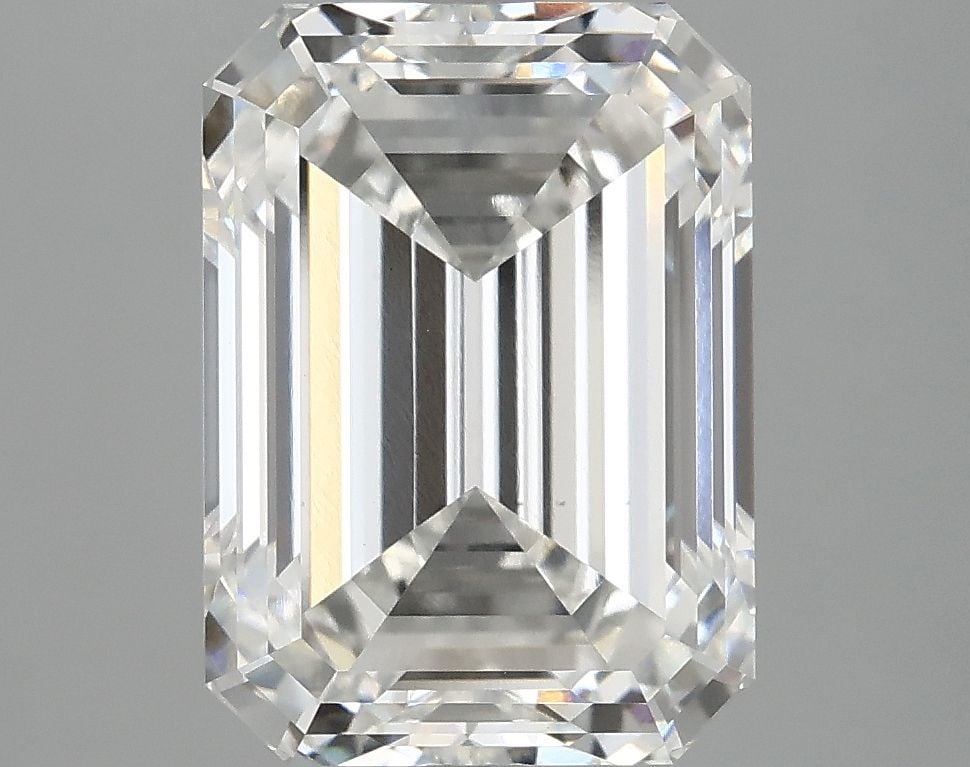 Loose Diamond - EMERALD 5.08ct F VS1: Loose Diamond - EMERALD 5.08ct F VS1 Source: This is a real non-mined Diamond that has been grown in a lab Shape: EMERALD Carats: 5.08 Color: F Clarity: VS1 Certification: IGI Video: