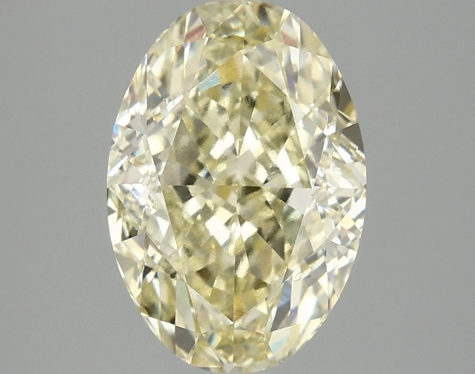 Loose Diamond - OVAL 3.1ct Fancy Intense Yellow VS1: Loose Diamond - OVAL 3.1ct Fancy Intense Yellow VS1 Source: This is a real non-mined Diamond that has been grown in a lab Shape: OVAL Carats: 3.1 Color: Fancy Intense Yellow Certification: IGI Video: