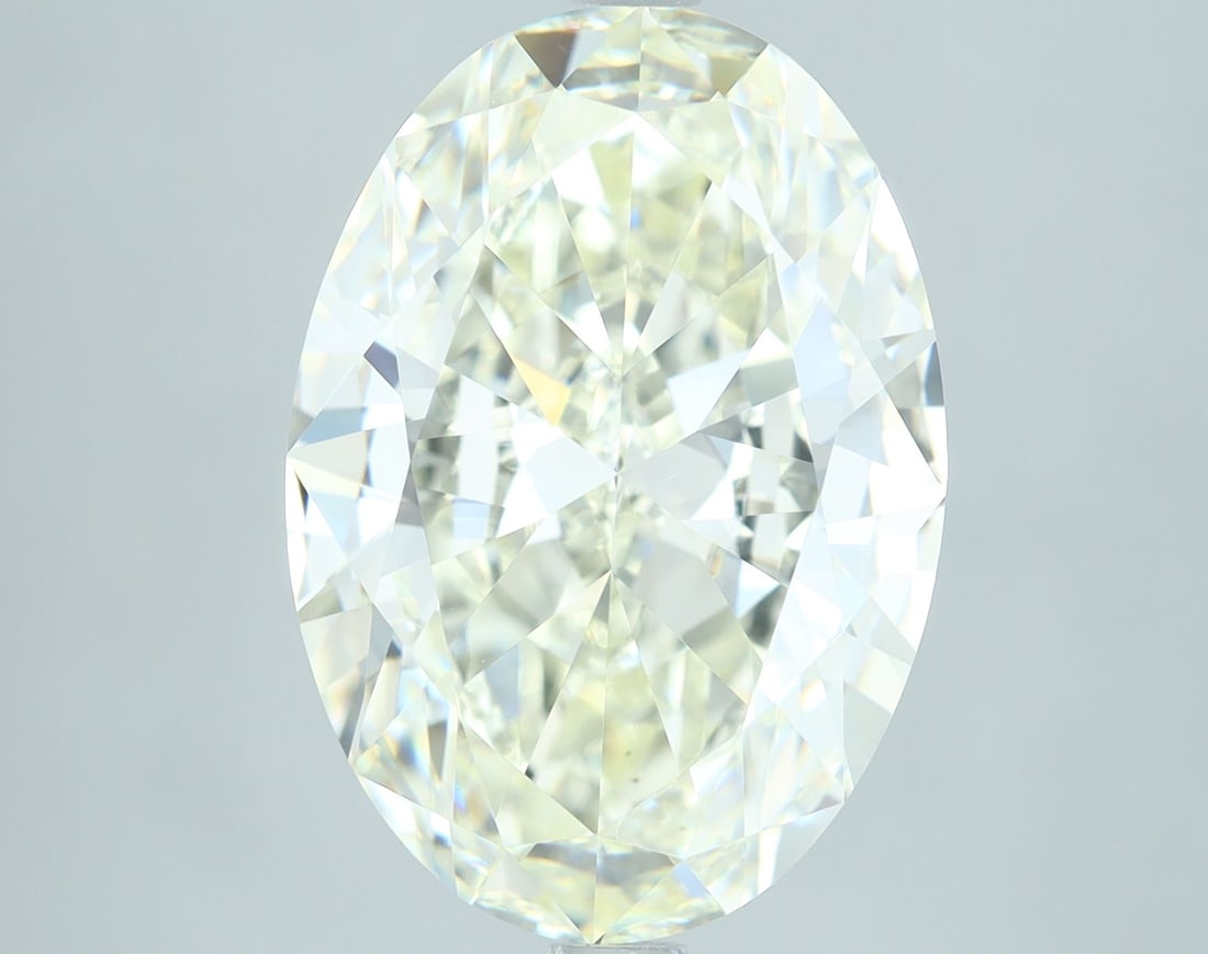 Loose Diamond - OVAL 4.71ct J VS1: Loose Diamond - OVAL 4.71ct J VS1 Source: Natural Shape: OVAL Carats: 4.71 Color: J Clarity: VS1 Certification: IGI Video: