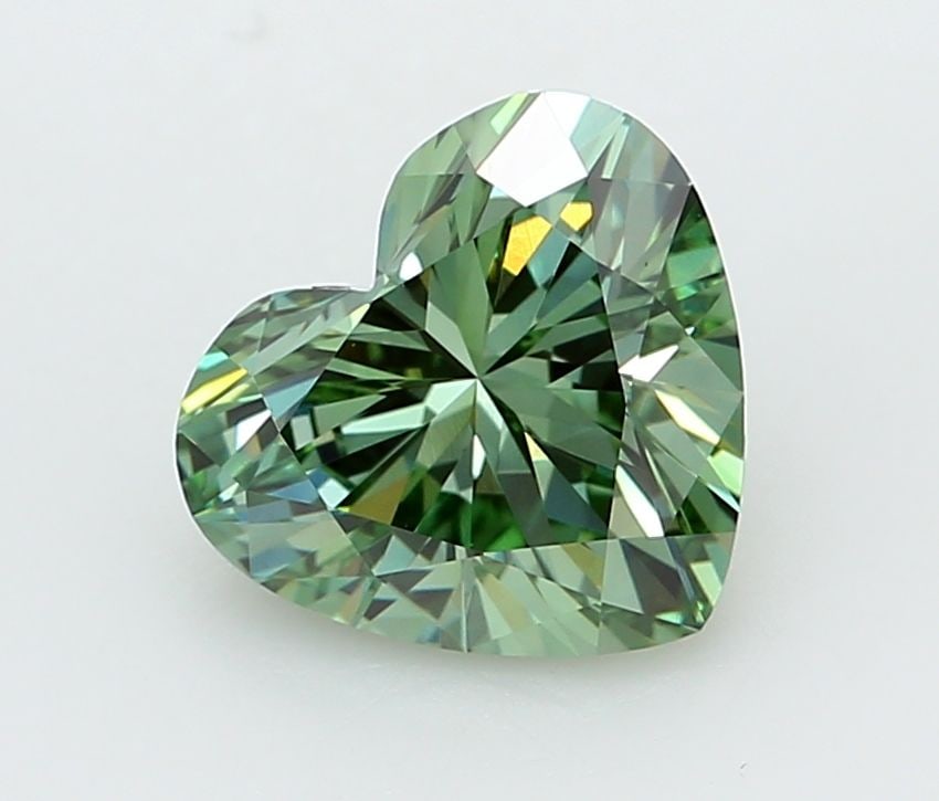 Loose Diamond - HEART 2.03ct Fancy Vivid Green VVS2: Loose Diamond - HEART 2.03ct Fancy Vivid Green VVS2 Source: This is a real non-mined Diamond that has been grown in a lab Shape: HEART Carats: 2.03 Color: Fancy Vivid Green Certification: IGI Video: