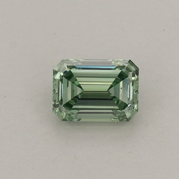 Loose Diamond - EMERALD 0.35ct Fancy Vivid Green VS1: Loose Diamond - EMERALD 0.35ct Fancy Vivid Green VS1 Source: This is a real non-mined Diamond that has been grown in a lab Shape: EMERALD Carats: 0.35 Color: Fancy Vivid Green Certification: IGI The D