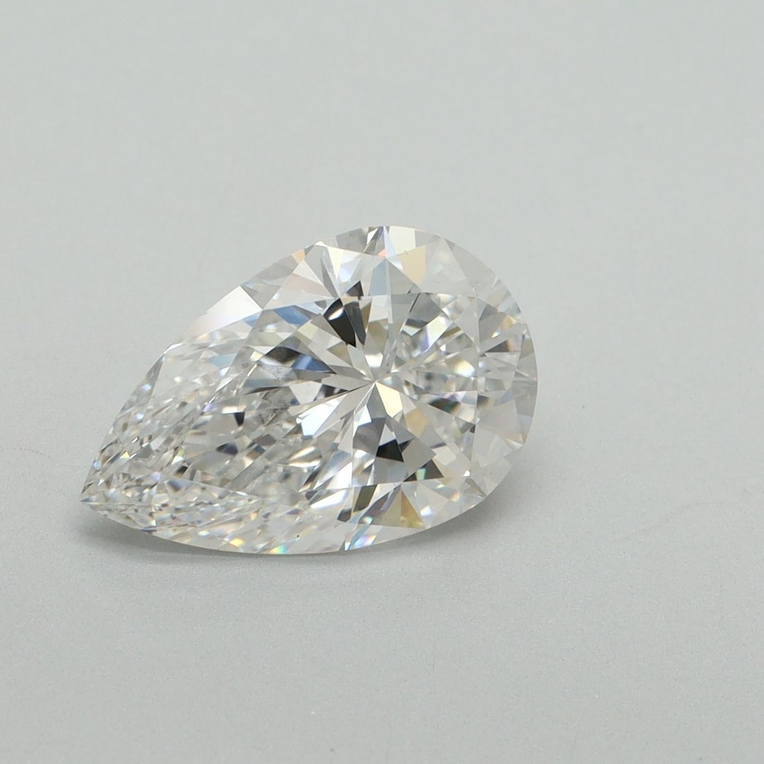 Loose Diamond - PEAR 2.17ct E VVS2 (1 of 1)