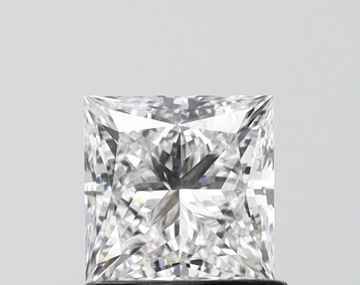 Loose Diamond - PRINCESS 1.07ct D VVS2: Loose Diamond - PRINCESS 1.07ct D VVS2 Source: This is a real non-mined Diamond that has been grown in a lab Shape: PRINCESS Carats: 1.07 Color: D Clarity: VVS2 Certification: IGI Video: