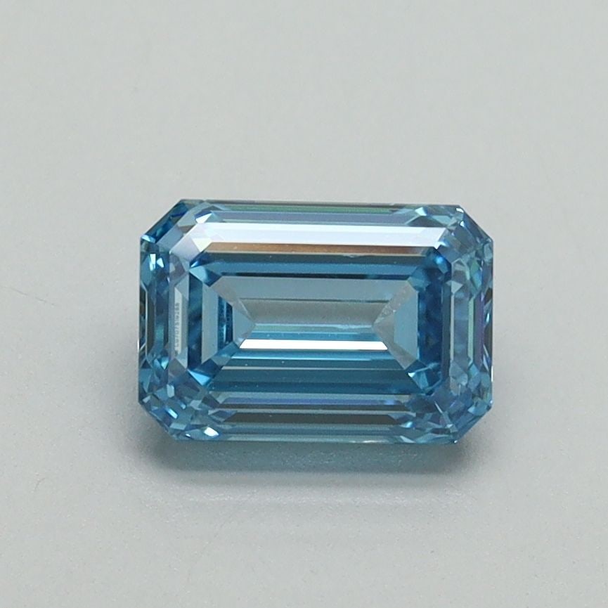 Loose Diamond - EMERALD 1.01ct Fancy Vivid Blue VS2: Loose Diamond - EMERALD 1.01ct Fancy Vivid Blue VS2 Source: This is a real non-mined Diamond that has been grown in a lab Shape: EMERALD Carats: 1.01 Color: Fancy Vivid Blue Certification: IGI Video: