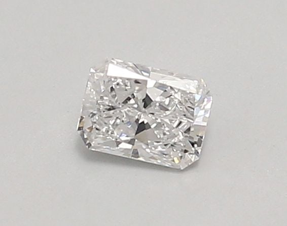 Loose Diamond - RADIANT 0.38ct D VVS1: Loose Diamond - RADIANT 0.38ct D VVS1 Source: This is a real non-mined Diamond that has been grown in a lab Shape: RADIANT Carats: 0.38 Color: D Clarity: VVS1 Certification: IGI Video: Video Link The