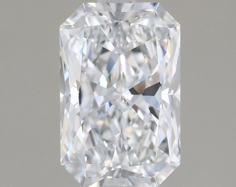 Loose Diamond - RADIANT 1.23ct E VVS2: Loose Diamond - RADIANT 1.23ct E VVS2 Source: This is a real non-mined Diamond that has been grown in a lab Shape: RADIANT Carats: 1.23 Color: E Clarity: VVS2 Certification: IGI Video: Video Link The