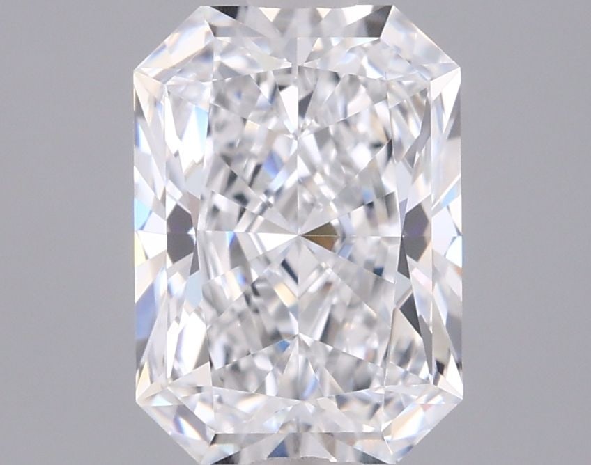 Loose Diamond - RADIANT 1.51ct D VVS1: Loose Diamond - RADIANT 1.51ct D VVS1 Source: This is a real non-mined Diamond that has been grown in a lab Shape: RADIANT Carats: 1.51 Color: D Clarity: VVS1 Certification: IGI Video: Video Link The