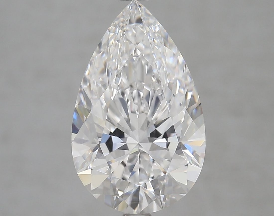 Loose Diamond - PEAR 4.18ct D IF: Loose Diamond - PEAR 4.18ct D IF Source: This is a real non-mined Diamond that has been grown in a lab Shape: PEAR Carats: 4.18 Color: D Clarity: IF Certification: IGI Video: