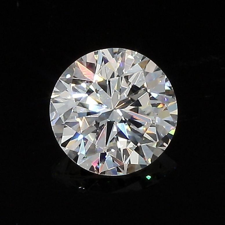 Loose Diamond - ROUND 1.05ct J SI1: Loose Diamond - ROUND 1.05ct J SI1 Source: Natural Shape: ROUND Carats: 1.05 Color: J Clarity: SI1 Certification: GIA Video: Video Link The Diamond Depot Guarantee: All items in this auction are