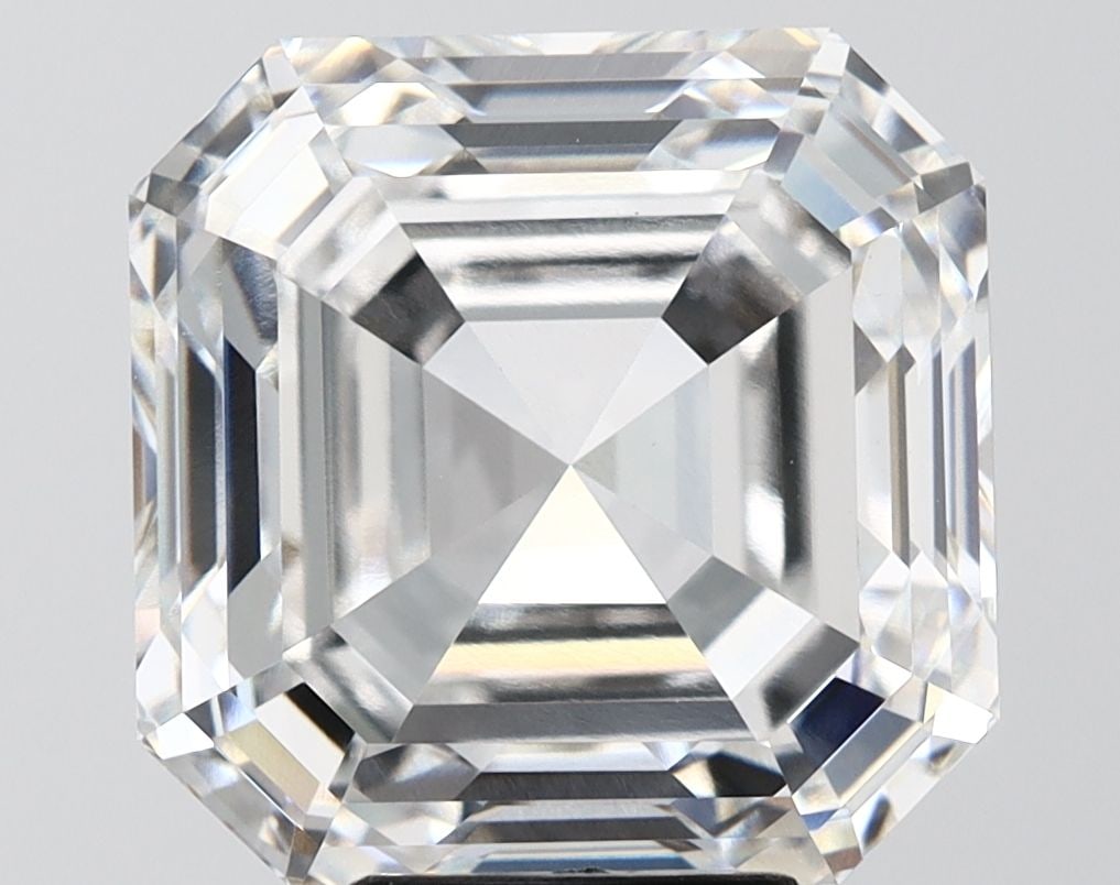 Loose Diamond - SQUARE EMERALD 9.07ct E VVS2: Loose Diamond - SQUARE EMERALD 9.07ct E VVS2 Source: This is a real non-mined Diamond that has been grown in a lab Shape: SQUARE EMERALD Carats: 9.07 Color: E Clarity: VVS2 Certification: IGI Video: