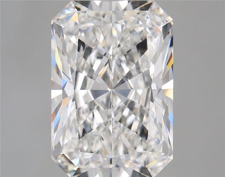Loose Diamond - RADIANT 5.3ct F VS1: Loose Diamond - RADIANT 5.3ct F VS1 Source: This is a real non-mined Diamond that has been grown in a lab Shape: RADIANT Carats: 5.3 Color: F Clarity: VS1 Certification: IGI Video: