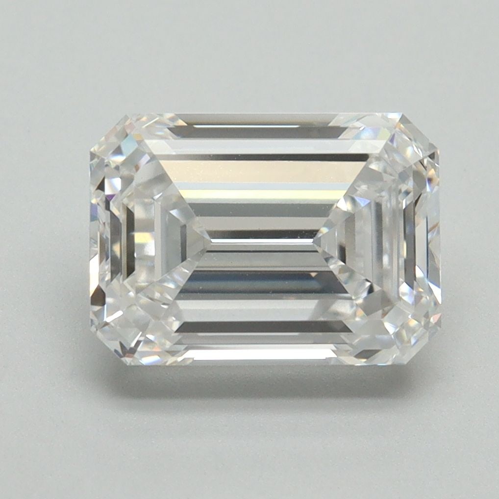 Loose Diamond - EMERALD 3.11ct D VS2: Loose Diamond - EMERALD 3.11ct D VS2 Source: This is a real non-mined Diamond that has been grown in a lab Shape: EMERALD Carats: 3.11 Color: D Clarity: VS2 Certification: NONE Video: