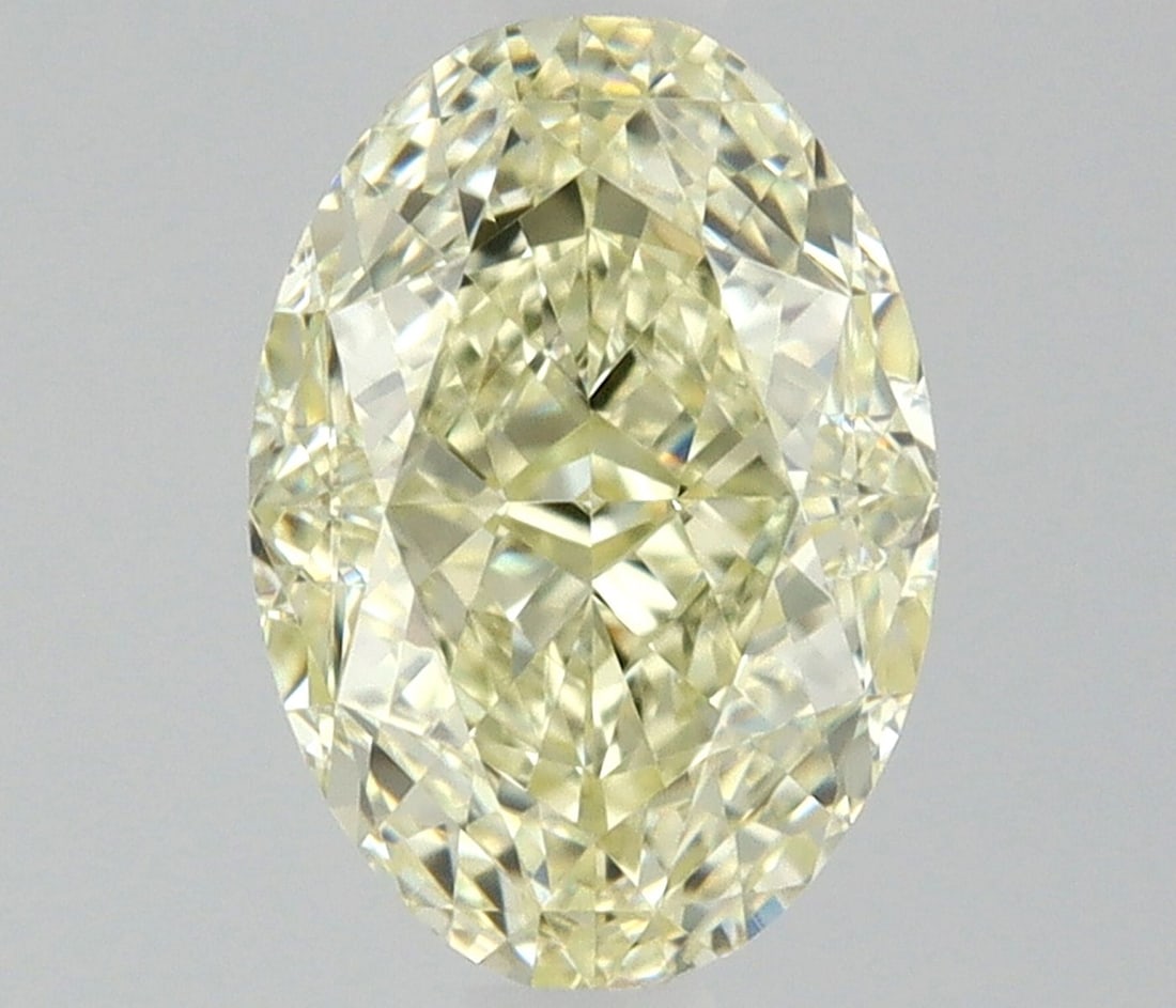 Loose Diamond - OVAL 0.7ct U-V VS1: Loose Diamond - OVAL 0.7ct U-V VS1 Source: Natural Shape: OVAL Carats: 0.7 Color: U-V Certification: GIA Video: