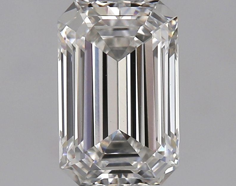 Loose Diamond - EMERALD 0.82ct F VS1: Loose Diamond - EMERALD 0.82ct F VS1 Source: This is a real non-mined Diamond that has been grown in a lab Shape: EMERALD Carats: 0.82 Color: F Clarity: VS1 Certification: IGI Video: