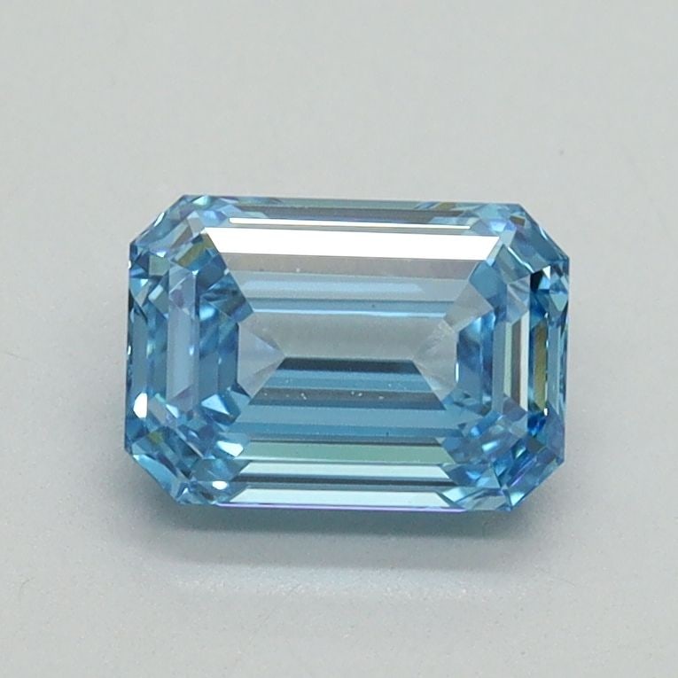 Loose Diamond - EMERALD 1.01ct Fancy Vivid Blue VS1: Loose Diamond - EMERALD 1.01ct Fancy Vivid Blue VS1 Source: This is a real non-mined Diamond that has been grown in a lab Shape: EMERALD Carats: 1.01 Color: Fancy Vivid Blue Certification: IGI Video: