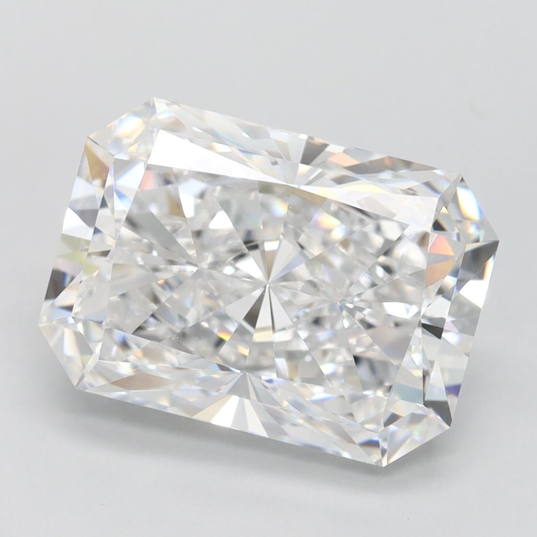 Loose Diamond - RADIANT 4.37ct D FL: Loose Diamond - RADIANT 4.37ct D FL Source: This is a real non-mined Diamond that has been grown in a lab Shape: RADIANT Carats: 4.37 Color: D Clarity: FL Certification: IGI Video: Video Link The
