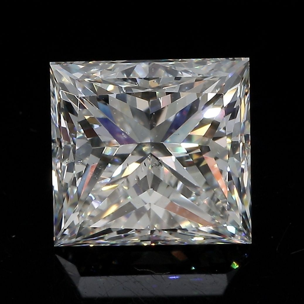 Loose Diamond - PRINCESS 6.01ct H SI1: Loose Diamond - PRINCESS 6.01ct H SI1 Source: Natural Shape: PRINCESS Carats: 6.01 Color: H Clarity: SI1 Certification: GIA Video: