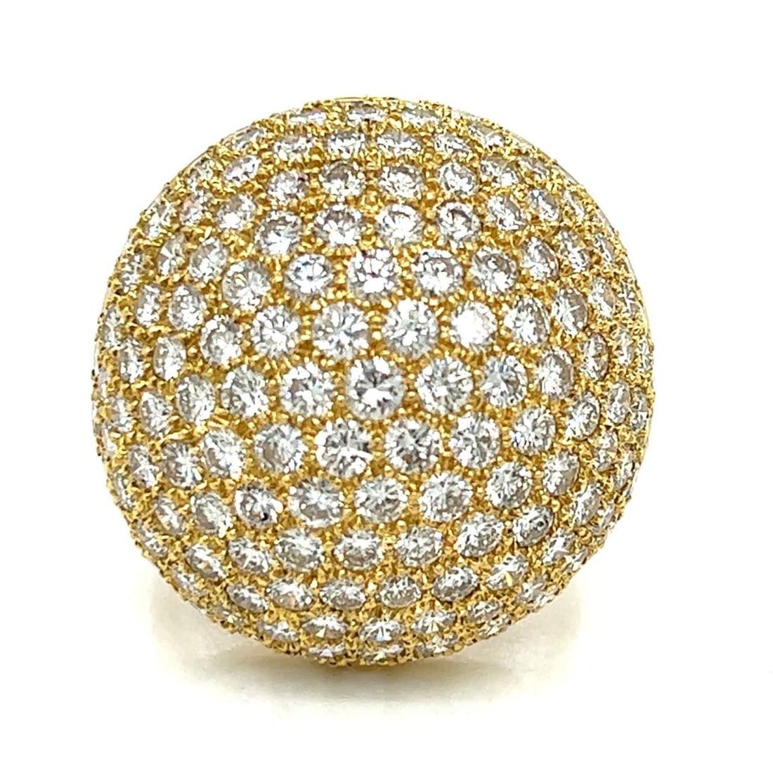 18K Yellow Gold Cocktail Ring 12.50 Ct Diamonds G-H VVS-VS: 18K Yellow Gold Cocktail Ring 12.50 Ct Diamonds G-H VVS-VS This stunning cocktail ring features 18K yellow gold and is adorned with approximately 225 dazzling diamonds, collectively weighing around 12