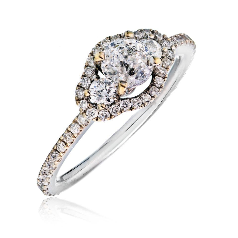 Stunning 18K Two Tone Engagement Ring with 0.45ct Round Diamond: Stunning 18K Two Tone Engagement Ring with 0.45ct Round Diamond This stunning engagement ring features an approximate 0.45 carat center round diamond, complemented by two round side diamonds and a tot
