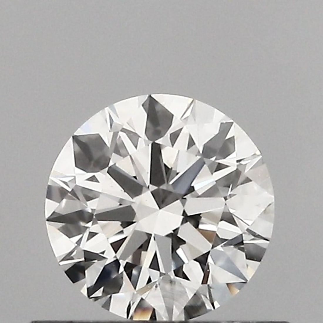 Loose Diamond - ROUND 0.55ct G VS2: Loose Diamond - ROUND 0.55ct G VS2 Source: Natural Shape: ROUND Carats: 0.55 Color: G Clarity: VS2 Certification: GIA Video: Video Link The Diamond Depot Guarantee: All items in this auction are