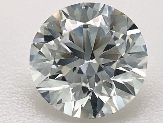 Loose Diamond - ROUND 0.7ct H VS2: Loose Diamond - ROUND 0.7ct H VS2 Source: Natural Shape: ROUND Carats: 0.7 Color: H Clarity: VS2 Certification: GIA The Diamond Depot Guarantee: All items in this auction are guaranteed to be 100% aut