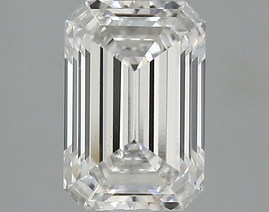 Loose Diamond - EMERALD 2.02ct E VS1: Loose Diamond - EMERALD 2.02ct E VS1 Source: This is a real non-mined Diamond that has been grown in a lab Shape: EMERALD Carats: 2.02 Color: E Clarity: VS1 Certification: IGI Video: