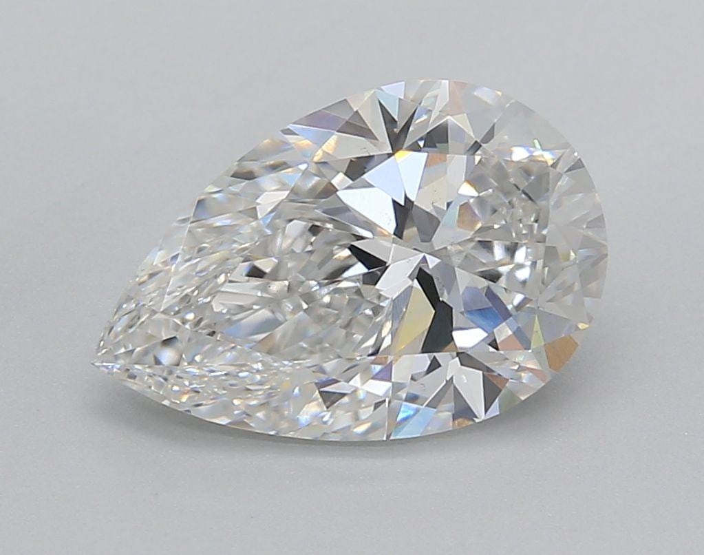 Loose Diamond - PEAR 2.8ct E VS2: Loose Diamond - PEAR 2.8ct E VS2 Source: This is a real non-mined Diamond that has been grown in a lab Shape: PEAR Carats: 2.8 Color: E Clarity: VS2 Certification: NONE The Diamond Depot Guarantee: