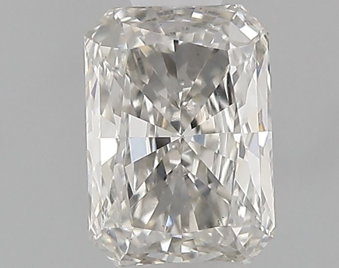 Loose Diamond - RADIANT 0.47ct H VS1: Loose Diamond - RADIANT 0.47ct H VS1 Source: This is a real non-mined Diamond that has been grown in a lab Shape: RADIANT Carats: 0.47 Color: H Clarity: VS1 Certification: IGI Video: