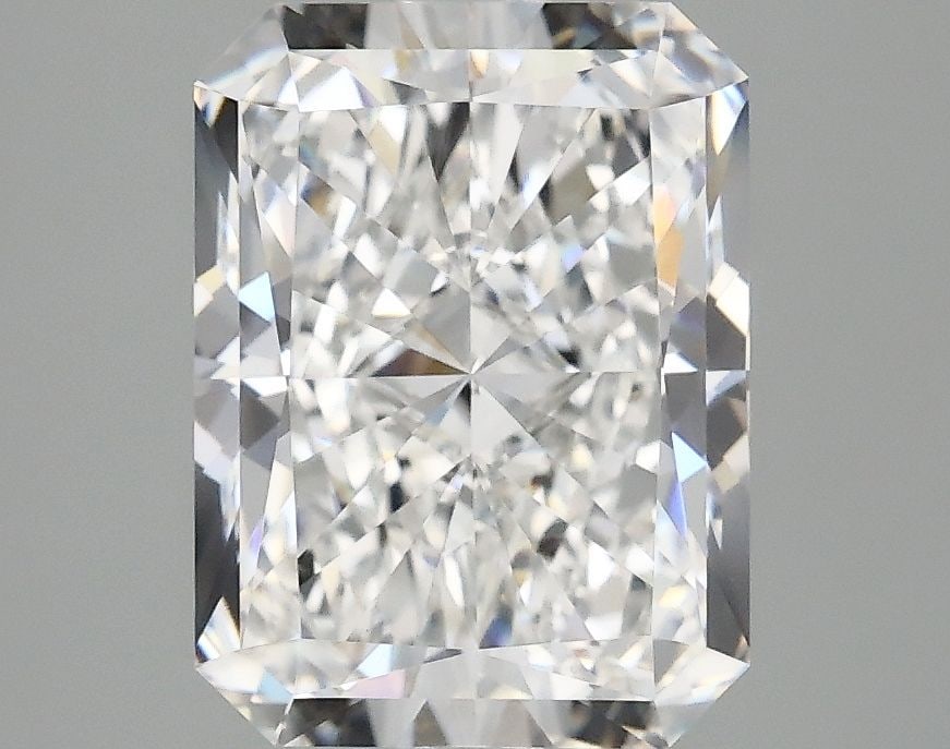 Loose Diamond - RADIANT 3.05ct D VVS2: Loose Diamond - RADIANT 3.05ct D VVS2 Source: This is a real non-mined Diamond that has been grown in a lab Shape: RADIANT Carats: 3.05 Color: D Clarity: VVS2 Certification: IGI Video: Video Link The