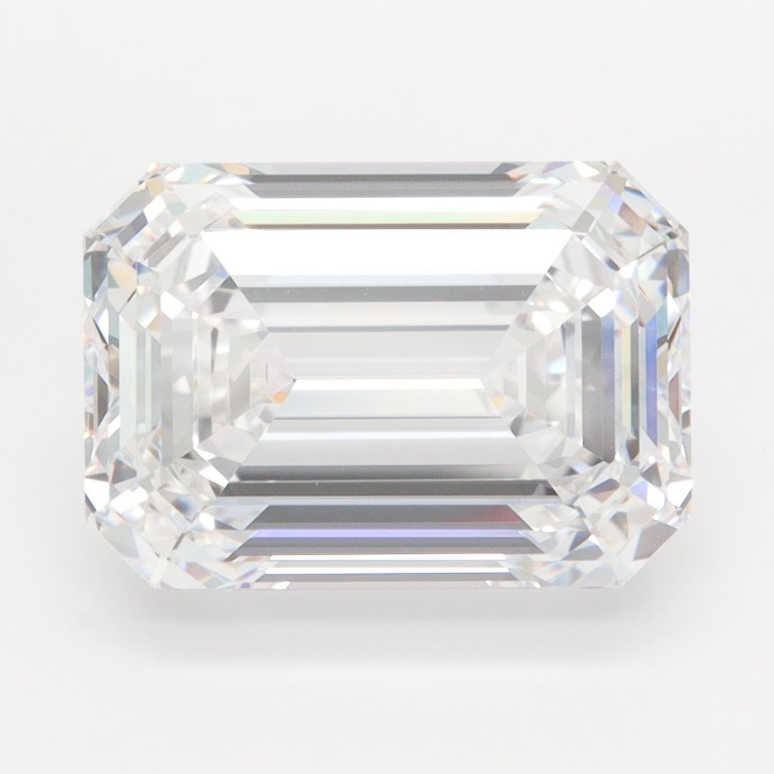 Loose Diamond - EMERALD 5.32ct D VVS1: Loose Diamond - EMERALD 5.32ct D VVS1 Source: This is a real non-mined Diamond that has been grown in a lab Shape: EMERALD Carats: 5.32 Color: D Clarity: VVS1 Certification: GIA Video: Video Link The