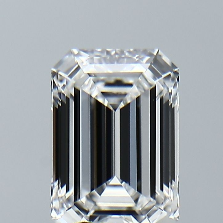 Loose Diamond - EMERALD 2.16ct E VVS2: Loose Diamond - EMERALD 2.16ct E VVS2 Source: This is a real non-mined Diamond that has been grown in a lab Shape: EMERALD Carats: 2.16 Color: E Clarity: VVS2 Certification: IGI Video: