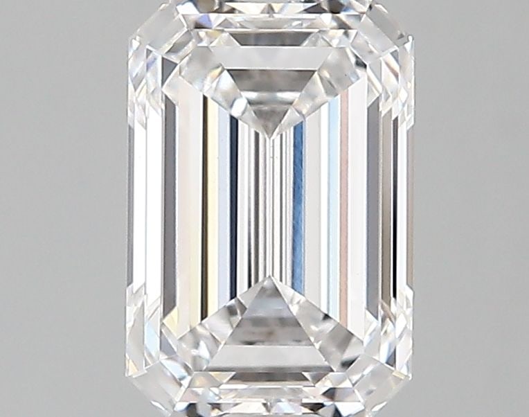 Loose Diamond - EMERALD 2.02ct D VS1: Loose Diamond - EMERALD 2.02ct D VS1 Source: This is a real non-mined Diamond that has been grown in a lab Shape: EMERALD Carats: 2.02 Color: D Clarity: VS1 Certification: IGI Video: Video Link The