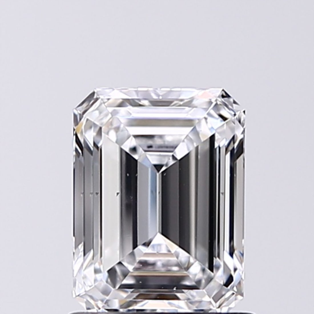 Loose Diamond - EMERALD 1.02ct E VS1: Loose Diamond - EMERALD 1.02ct E VS1 Source: This is a real non-mined Diamond that has been grown in a lab Shape: EMERALD Carats: 1.02 Color: E Clarity: VS1 Certification: IGI Video: Video Link The
