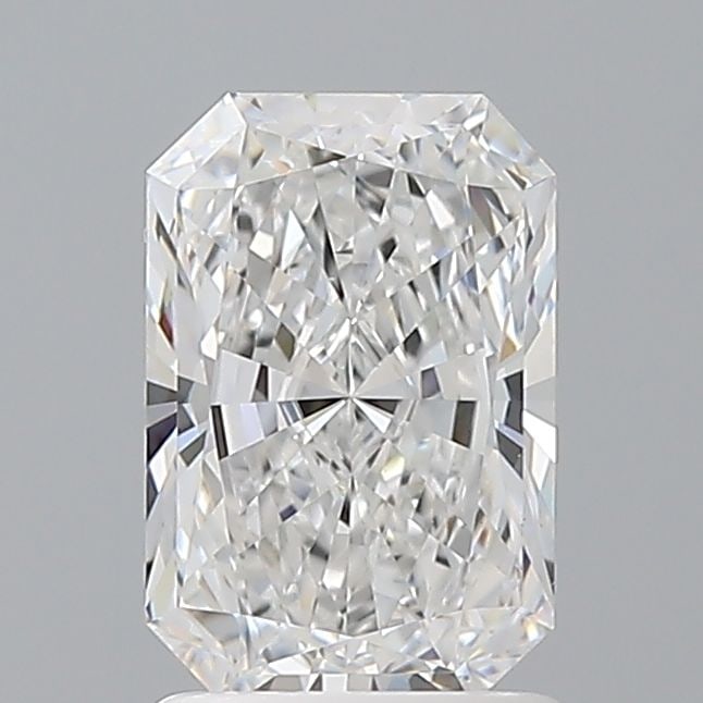 Loose Diamond - RADIANT 1.57ct D VS1: Loose Diamond - RADIANT 1.57ct D VS1 Source: This is a real non-mined Diamond that has been grown in a lab Shape: RADIANT Carats: 1.57 Color: D Clarity: VS1 Certification: IGI Video: Video Link The
