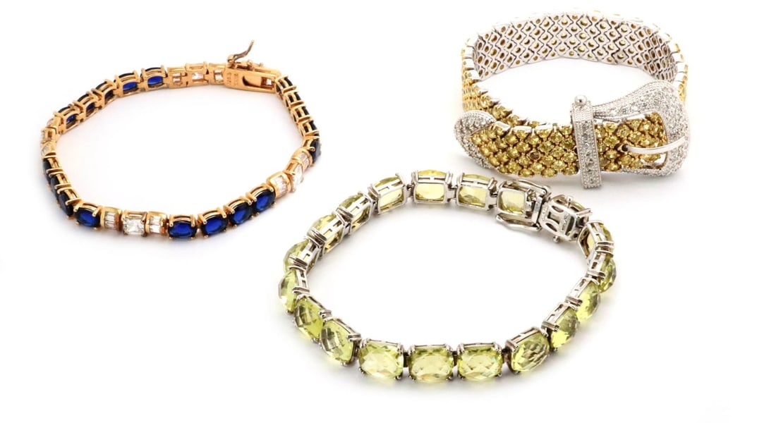 Vintage Lot of 3 Sterling Silver Bracelets with Semi Precious Gems: Vintage Lot of 3 Sterling Silver Bracelets with Semi Precious Gems This vintage lot features three exquisite bracelets, all crafted from sterling silver. The first bracelet showcases a unique belt and