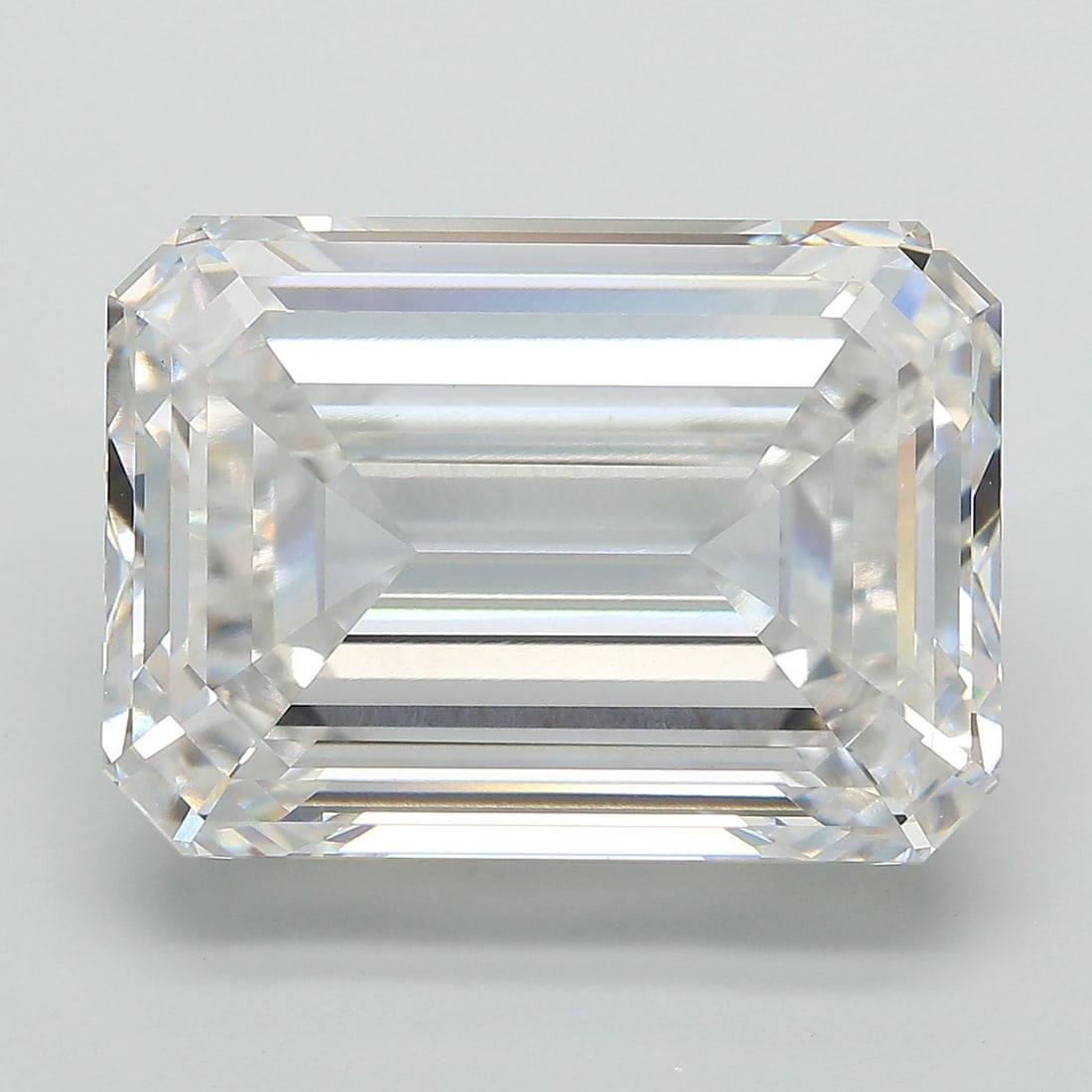 Loose Diamond - EMERALD 10.02ct G VS1: Loose Diamond - EMERALD 10.02ct G VS1 Source: This is a real non-mined Diamond that has been grown in a lab Shape: EMERALD Carats: 10.02 Color: G Clarity: VS1 Certification: GIA Video: Video Link The