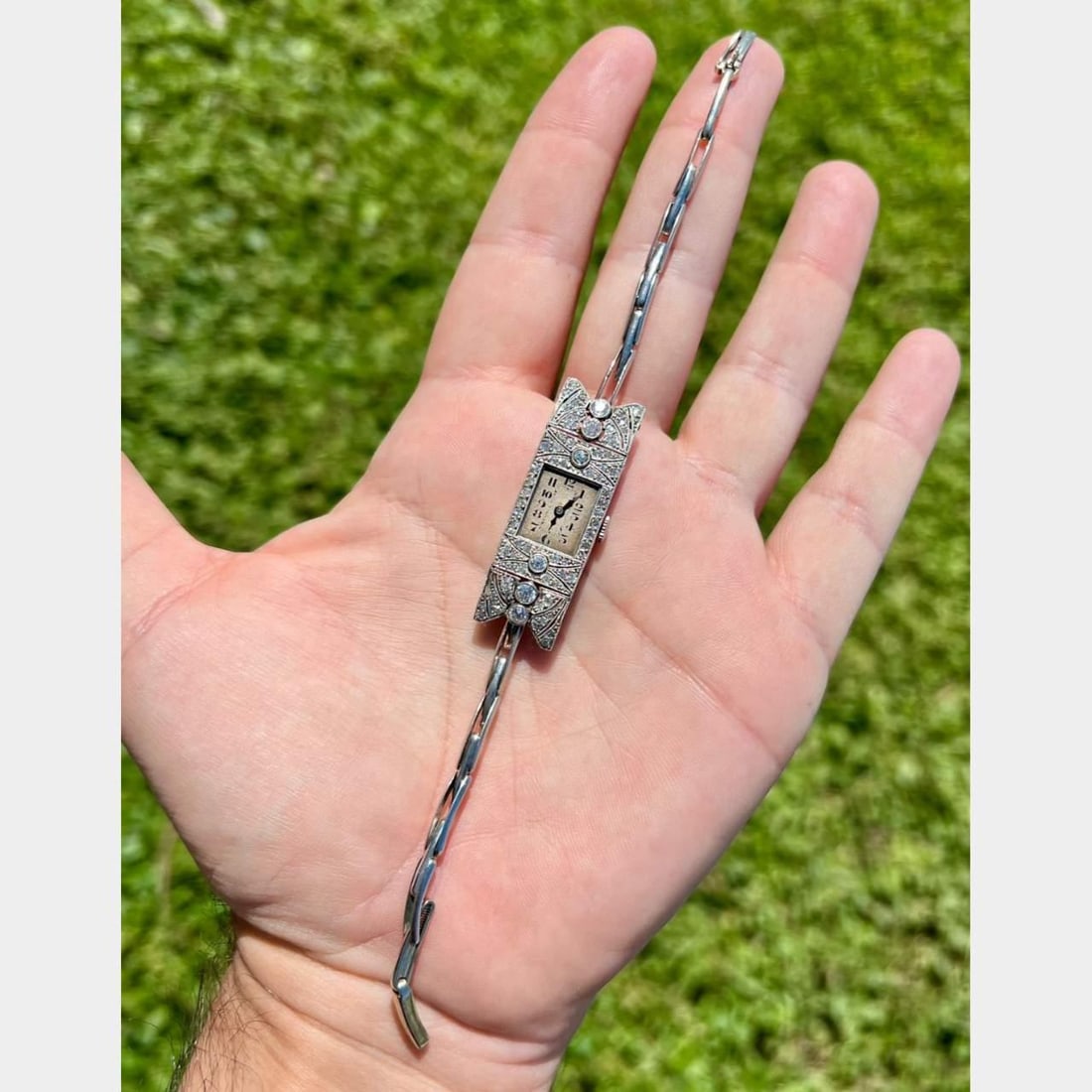 Art Deco Platinum Watch with 72 European-Cut Diamonds 2.35 Ct (1 of 5)