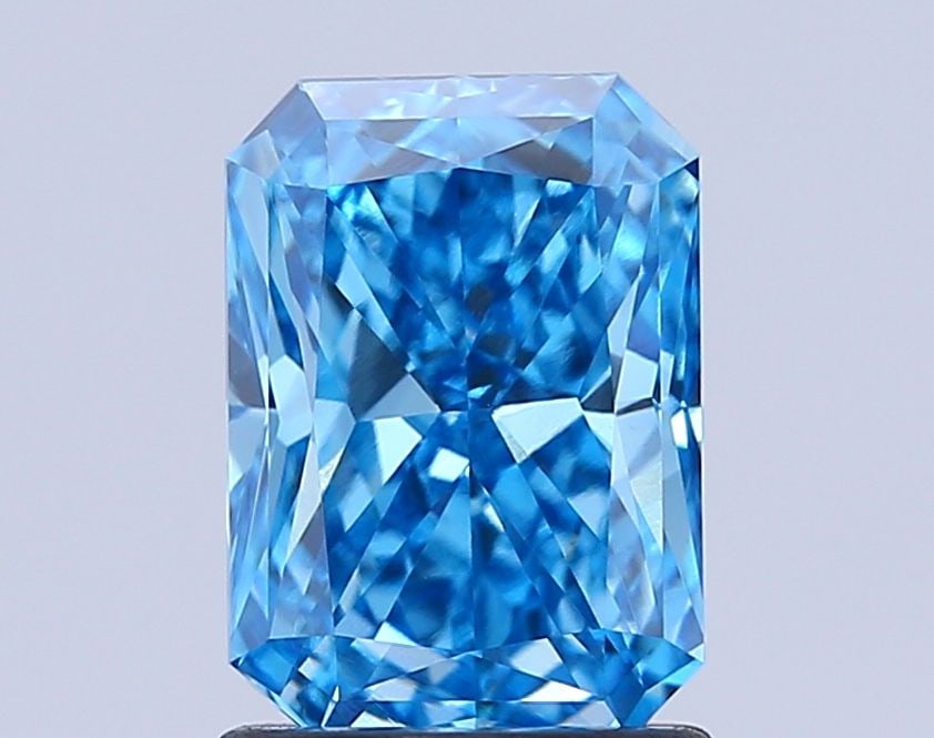 Loose Diamond - RADIANT 1.53ct Fancy Vivid Blue VS1: Loose Diamond - RADIANT 1.53ct Fancy Vivid Blue VS1 Source: This is a real non-mined Diamond that has been grown in a lab Shape: RADIANT Carats: 1.53 Color: Fancy Vivid Blue Certification: IGI Video: