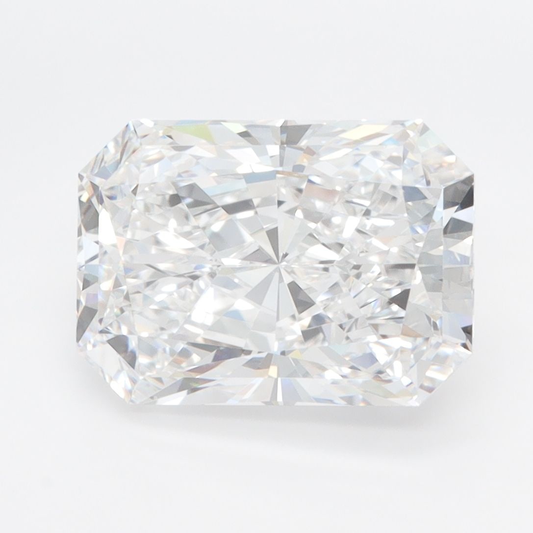 Loose Diamond - RADIANT 4.02ct D IF: Loose Diamond - RADIANT 4.02ct D IF Source: This is a real non-mined Diamond that has been grown in a lab Shape: RADIANT Carats: 4.02 Color: D Clarity: IF Certification: IGI Video: