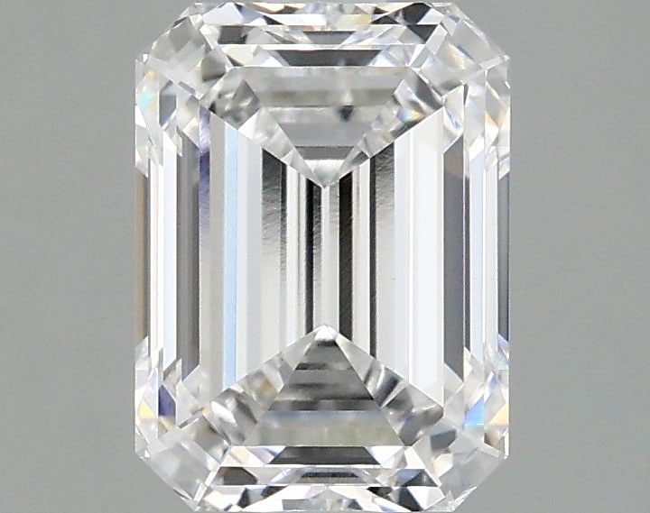 Loose Diamond - EMERALD 2.07ct D VVS2: Loose Diamond - EMERALD 2.07ct D VVS2 Source: This is a real non-mined Diamond that has been grown in a lab Shape: EMERALD Carats: 2.07 Color: D Clarity: VVS2 Certification: IGI Video: