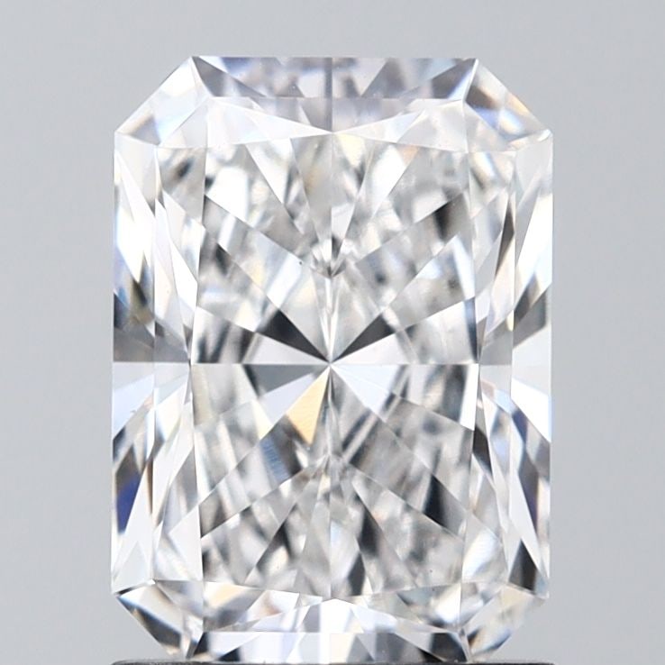 Loose Diamond - RADIANT 1.57ct E VS1: Loose Diamond - RADIANT 1.57ct E VS1 Source: This is a real non-mined Diamond that has been grown in a lab Shape: RADIANT Carats: 1.57 Color: E Clarity: VS1 Certification: IGI Video: