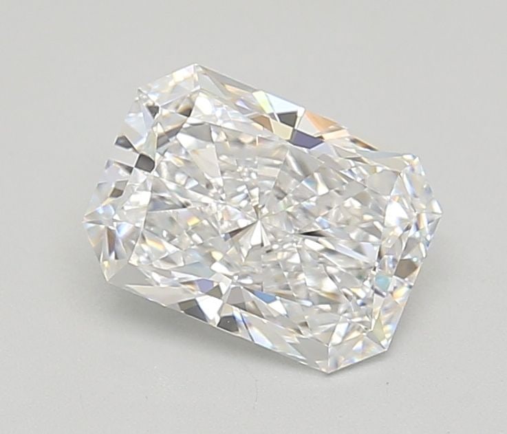 Loose Diamond - RADIANT 3.14ct D VVS1: Loose Diamond - RADIANT 3.14ct D VVS1 Source: This is a real non-mined Diamond that has been grown in a lab Shape: RADIANT Carats: 3.14 Color: D Clarity: VVS1 Certification: IGI Video: