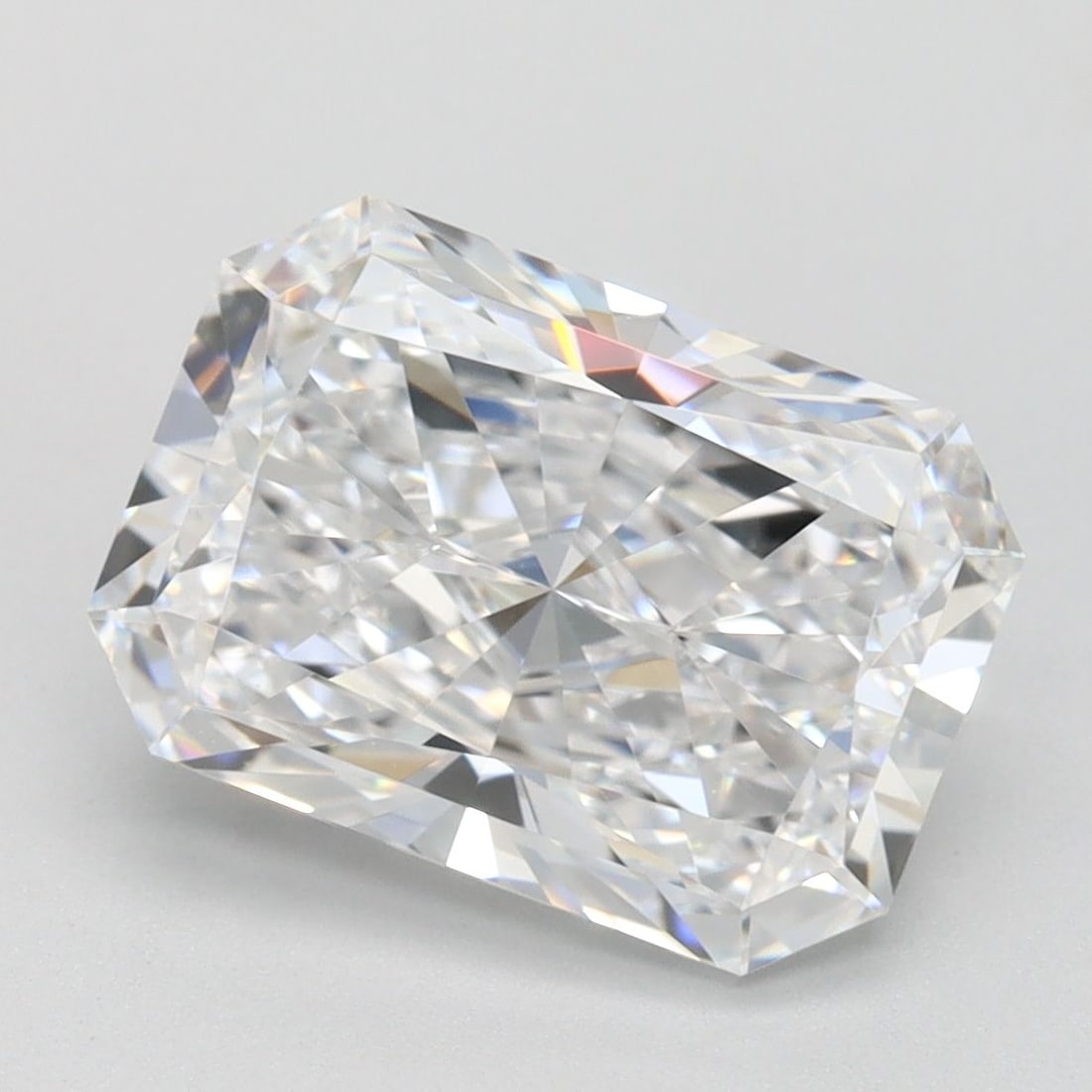 Loose Diamond - RADIANT 3.08ct D FL: Loose Diamond - RADIANT 3.08ct D FL Source: This is a real non-mined Diamond that has been grown in a lab Shape: RADIANT Carats: 3.08 Color: D Clarity: FL Certification: IGI Video: