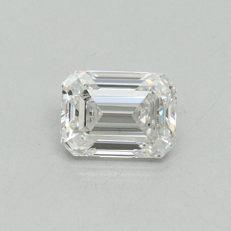Loose Diamond - EMERALD 0.5ct E VS1: Loose Diamond - EMERALD 0.5ct E VS1 Source: This is a real non-mined Diamond that has been grown in a lab Shape: EMERALD Carats: 0.5 Color: E Clarity: VS1 Certification: IGI Video: