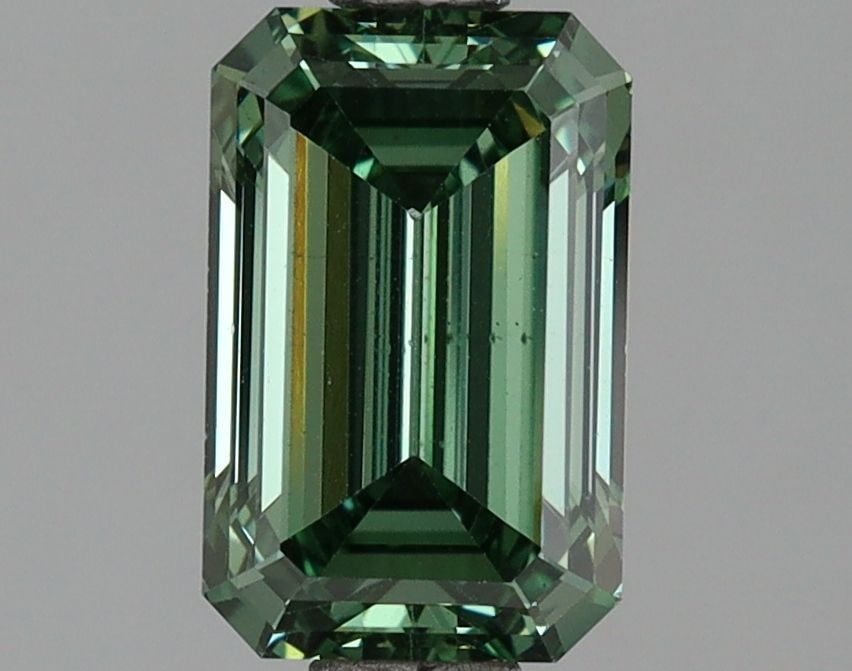 Loose Diamond - EMERALD 1.5ct Fancy Green VS1: Loose Diamond - EMERALD 1.5ct Fancy Green VS1 Source: This is a real non-mined Diamond that has been grown in a lab Shape: EMERALD Carats: 1.5 Color: Fancy Green Certification: NONE The Diamond Depot 