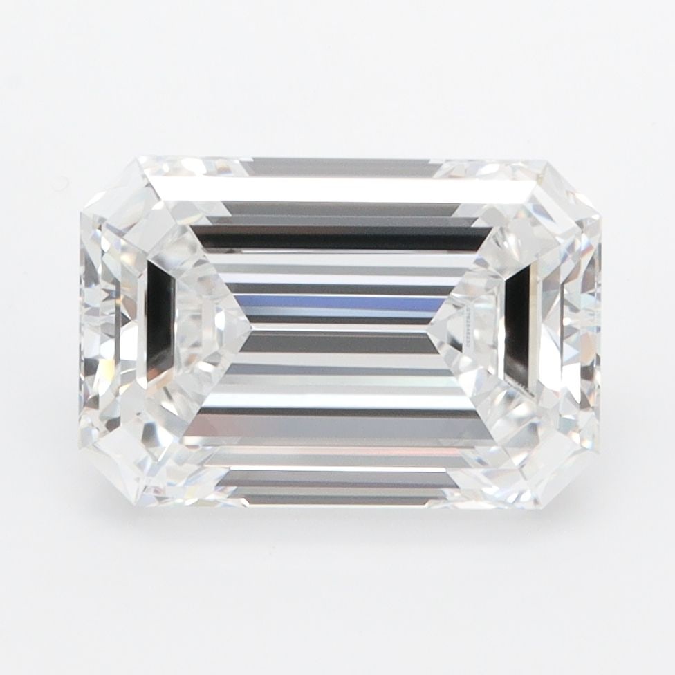 Loose Diamond - EMERALD 3.03ct D IF: Loose Diamond - EMERALD 3.03ct D IF Source: This is a real non-mined Diamond that has been grown in a lab Shape: EMERALD Carats: 3.03 Color: D Clarity: IF Certification: IGI The Diamond Depot