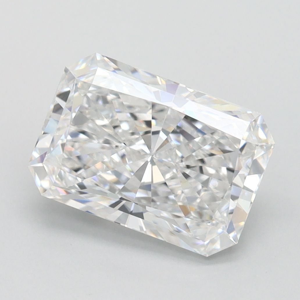 Loose Diamond - RADIANT 2.01ct D IF: Loose Diamond - RADIANT 2.01ct D IF Source: This is a real non-mined Diamond that has been grown in a lab Shape: RADIANT Carats: 2.01 Color: D Clarity: IF Certification: IGI Video: